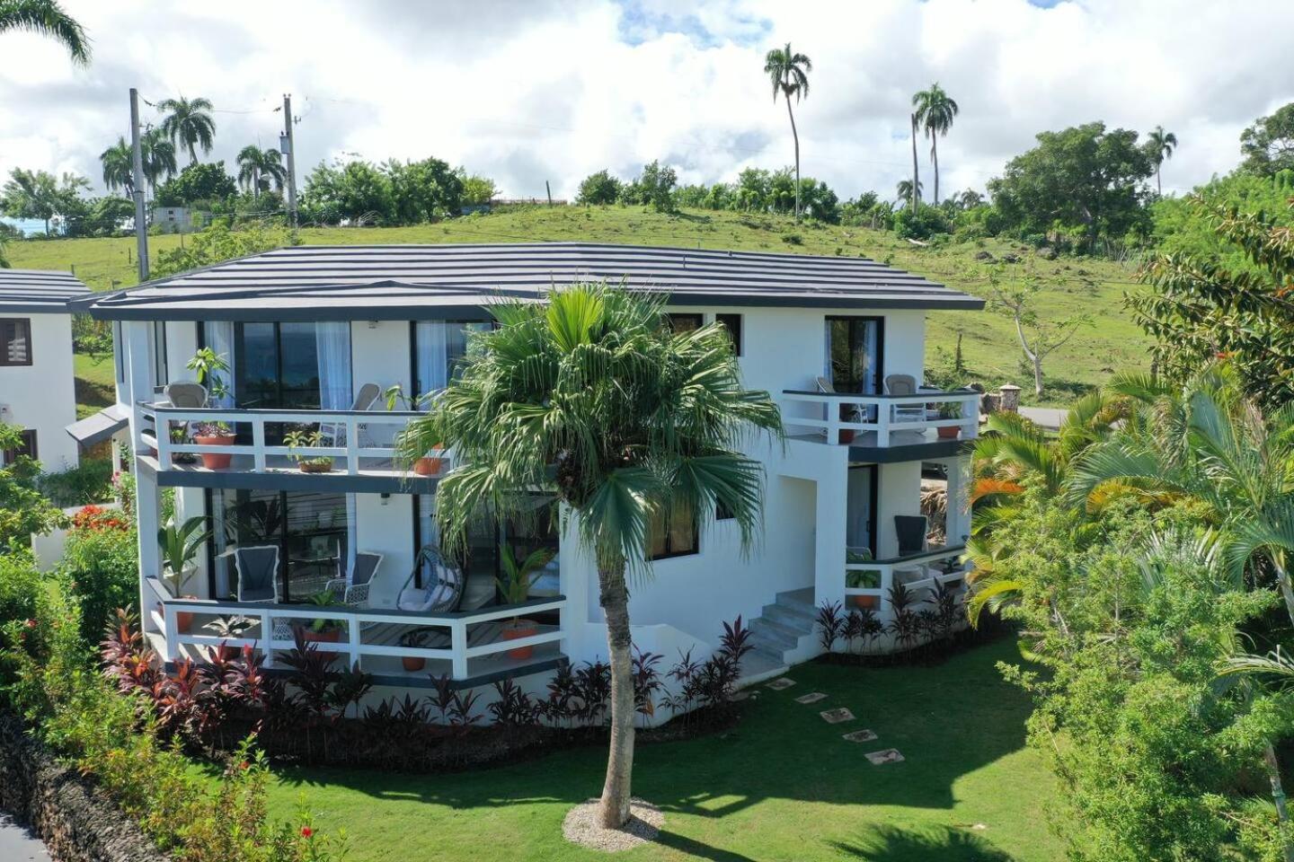 Catalina, Cabrera Oceanview Multi 2 Bd 2 Bath Condo Units With Balcony And Pool 외부 사진