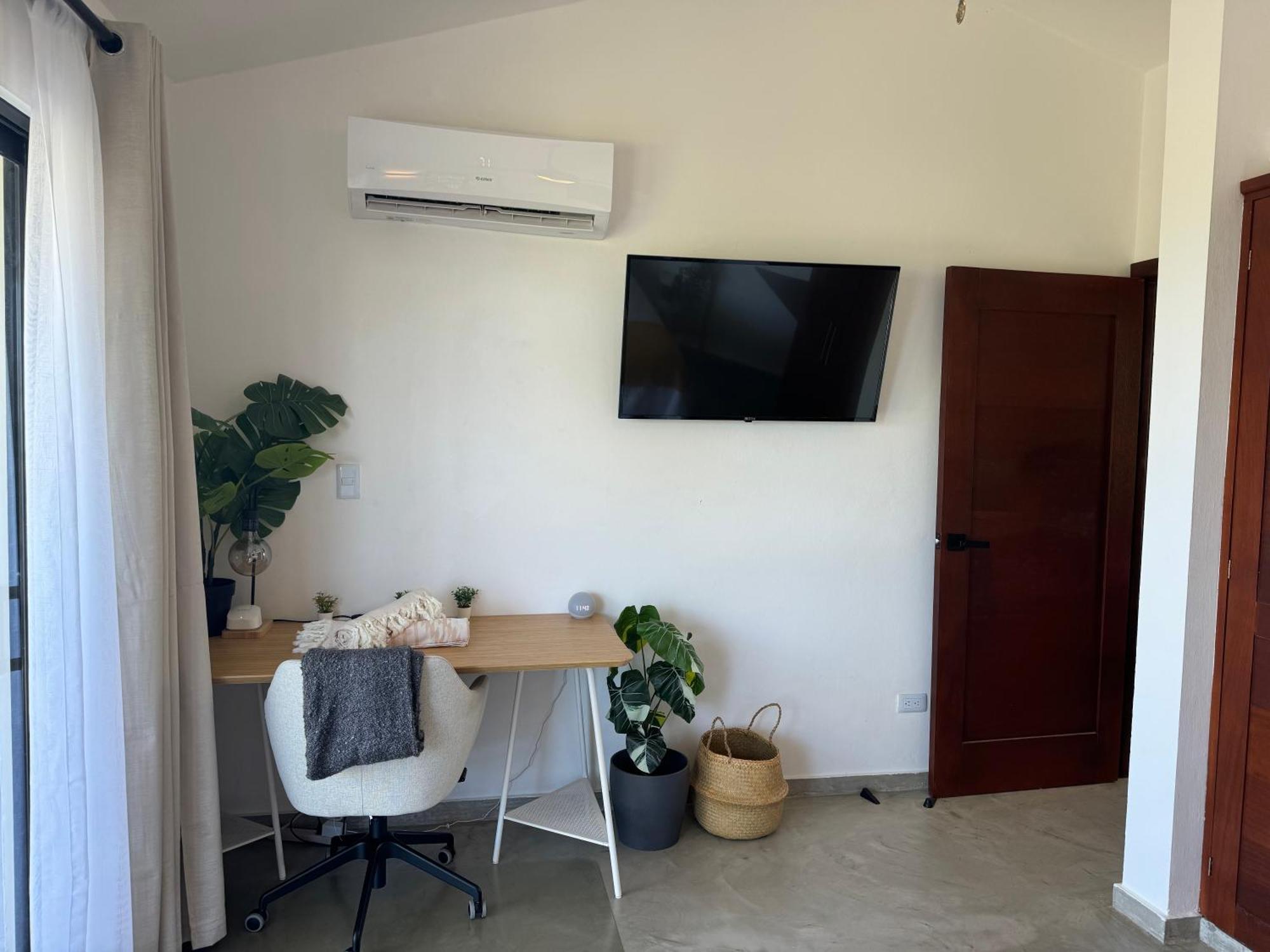 Catalina, Cabrera Oceanview Multi 2 Bd 2 Bath Condo Units With Balcony And Pool 외부 사진
