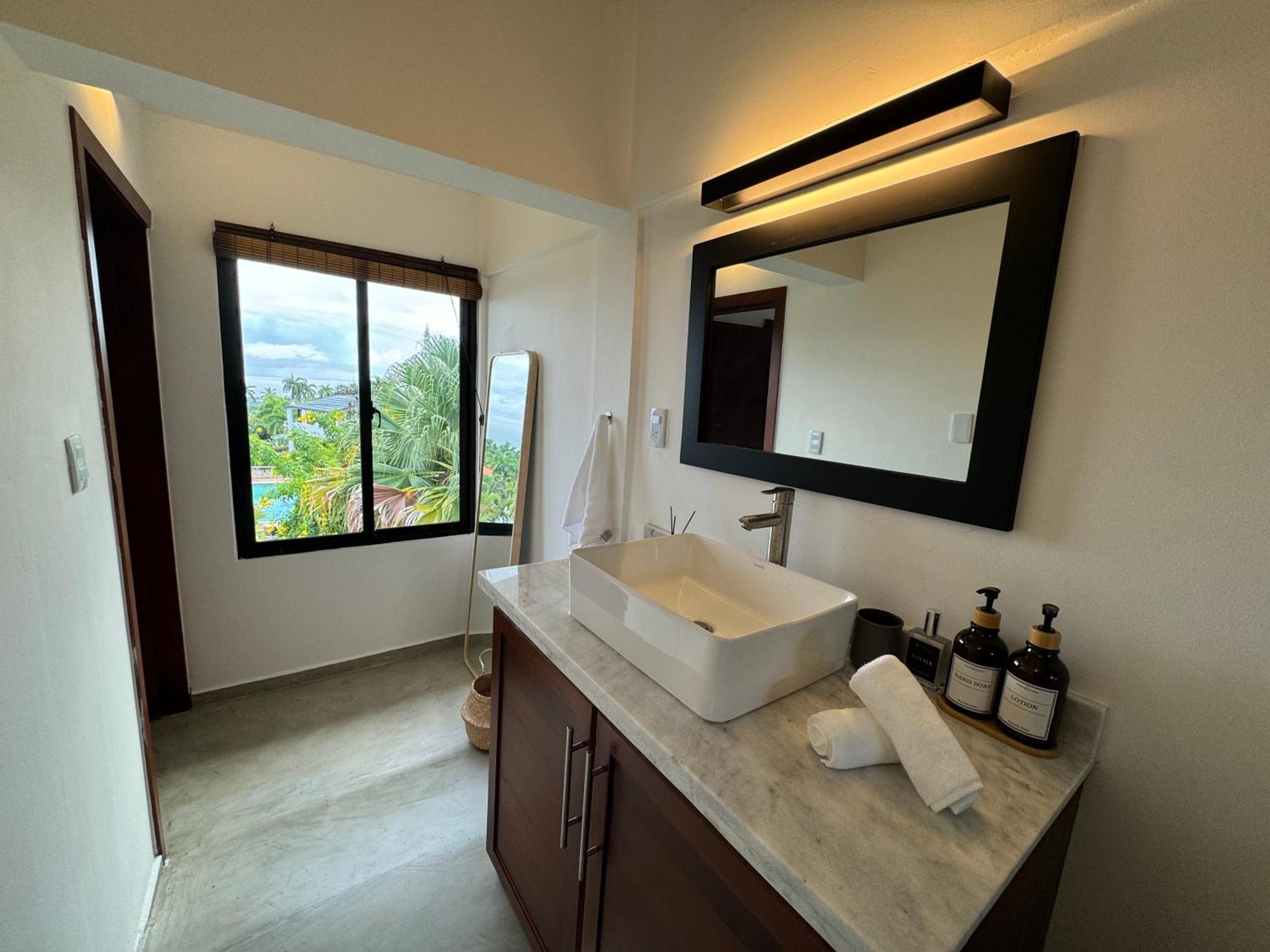 Catalina, Cabrera Oceanview Multi 2 Bd 2 Bath Condo Units With Balcony And Pool 외부 사진