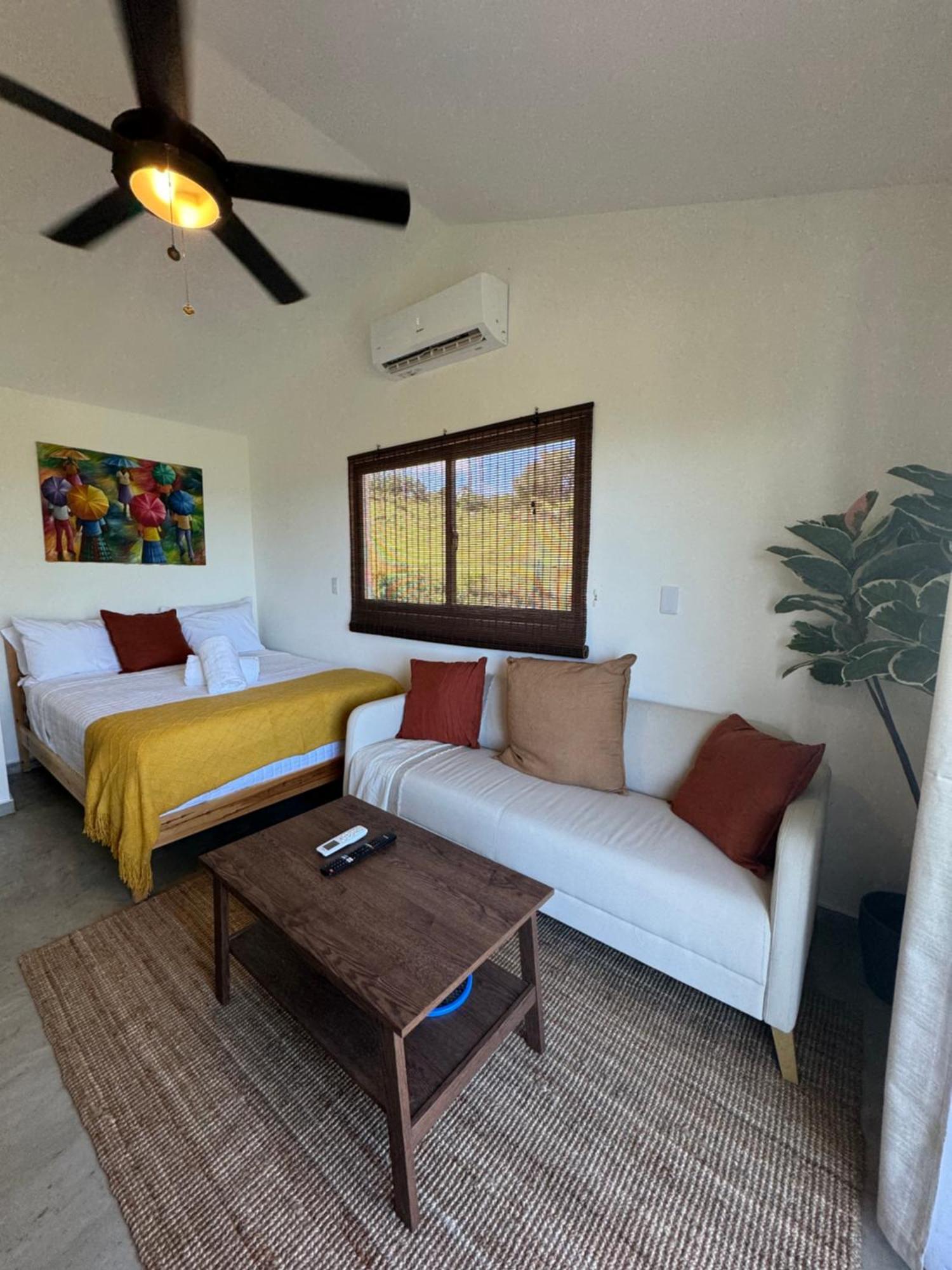Catalina, Cabrera Oceanview Multi 2 Bd 2 Bath Condo Units With Balcony And Pool 외부 사진
