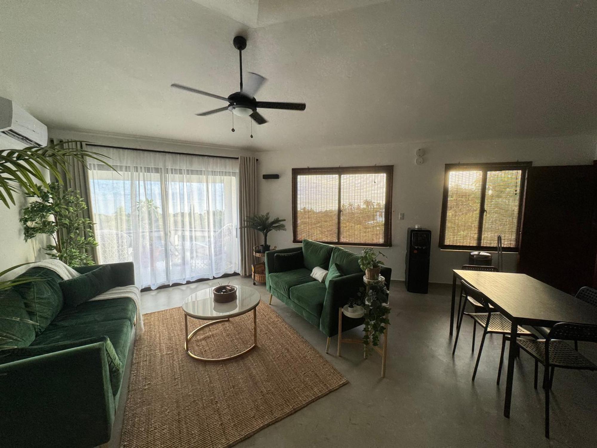 Catalina, Cabrera Oceanview Multi 2 Bd 2 Bath Condo Units With Balcony And Pool 외부 사진